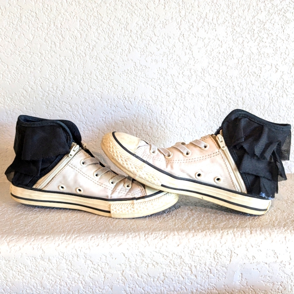 Converse ruffle shoes